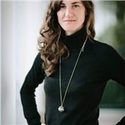 Profesora online de niños y adultos